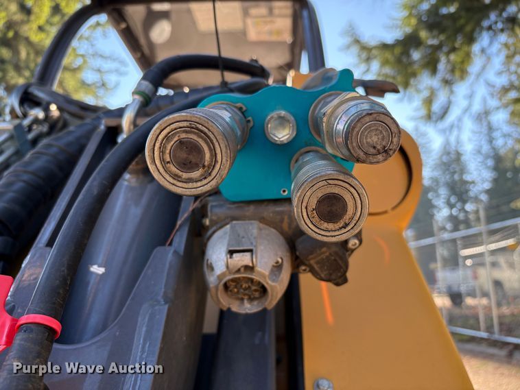 image for item EU8583 2022 Vermeer ATX530 wheel loader