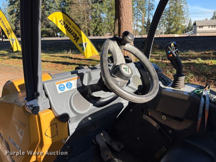 image for item EU8583 2022 Vermeer ATX530 wheel loader