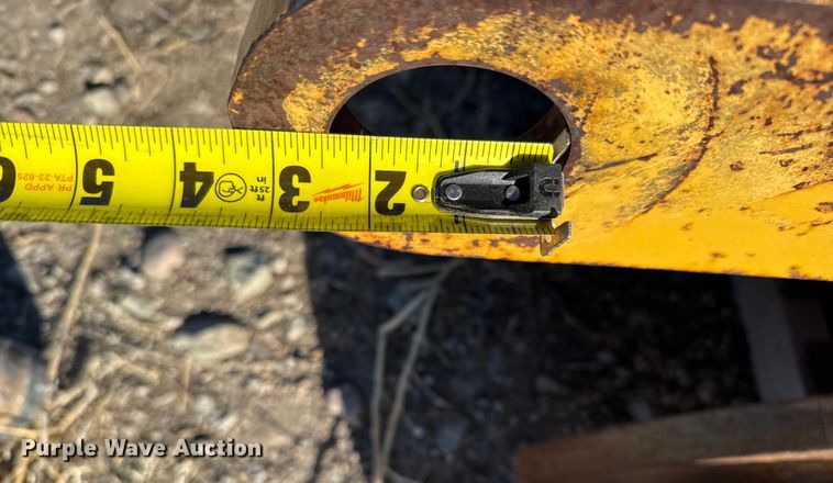 image for item FB0549 Caterpillar thumb attachment