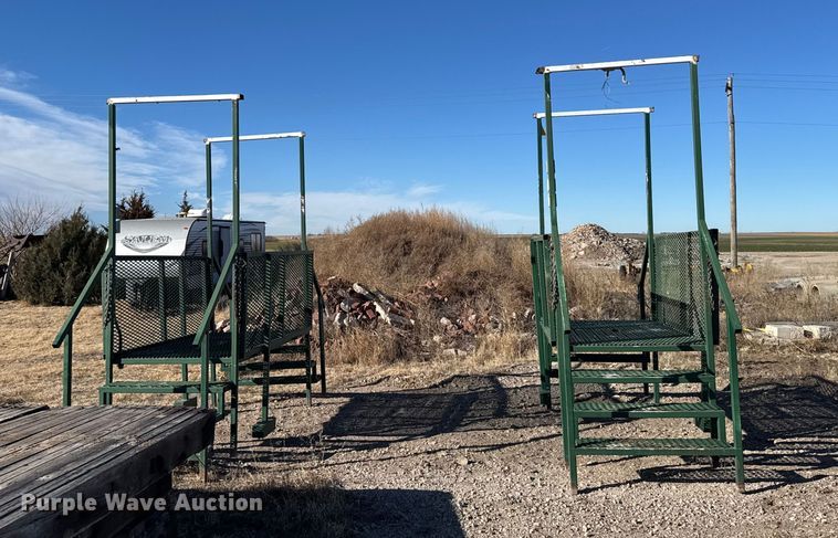 image for item FB0551 (2) cat walks