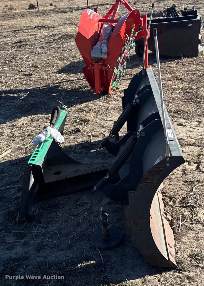 image for item FB0604 Skid steer dozer blade