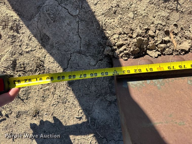 image for item FB0604 Skid steer dozer blade