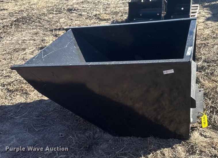 image for item FB0606 Compact utility loader dumpster bucket
