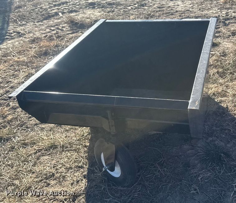 image for item FB0606 Compact utility loader dumpster bucket