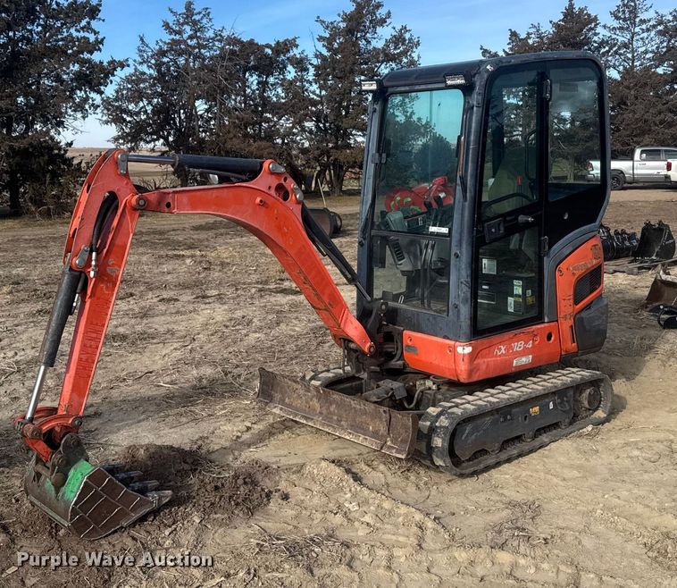 image for item FB0608 2016 Kubota KX018-4 mini excavator