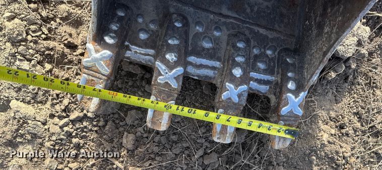 image for item FB0608 2016 Kubota KX018-4 mini excavator