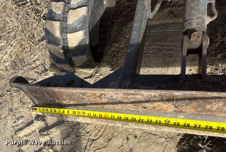 image for item FB0608 2016 Kubota KX018-4 mini excavator