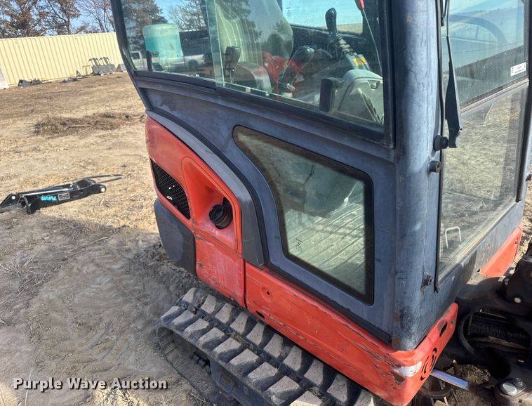 image for item FB0608 2016 Kubota KX018-4 mini excavator