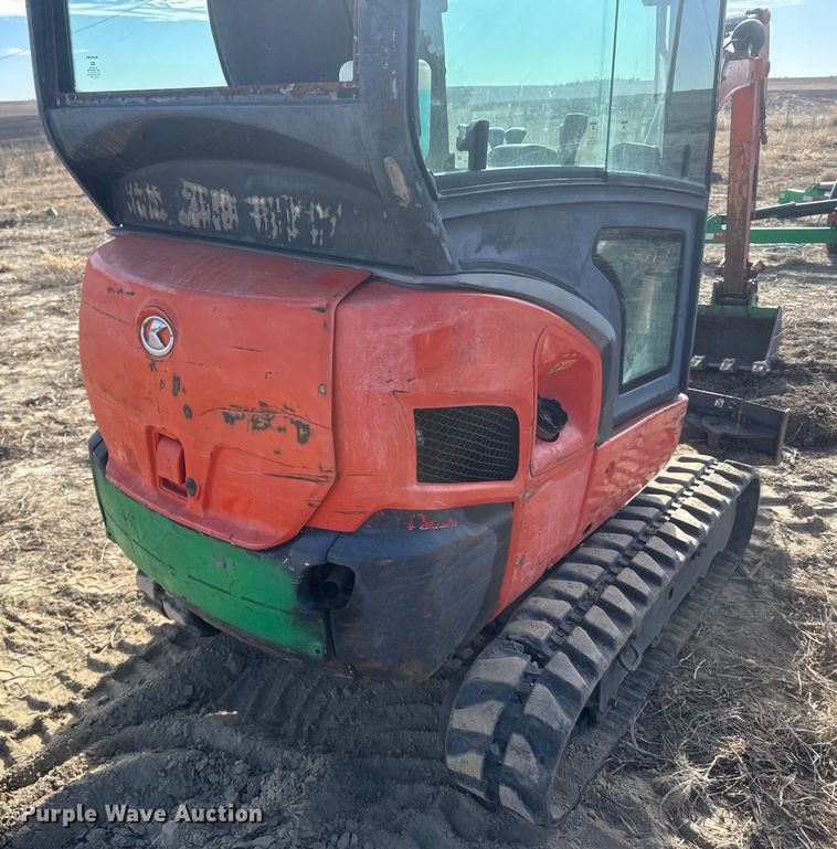 image for item FB0608 2016 Kubota KX018-4 mini excavator