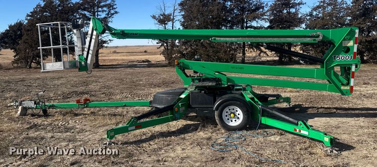 image for item FB0609 JLG T500J boom lift