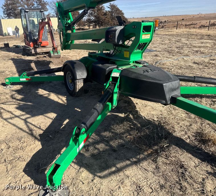 image for item FB0609 JLG T500J boom lift