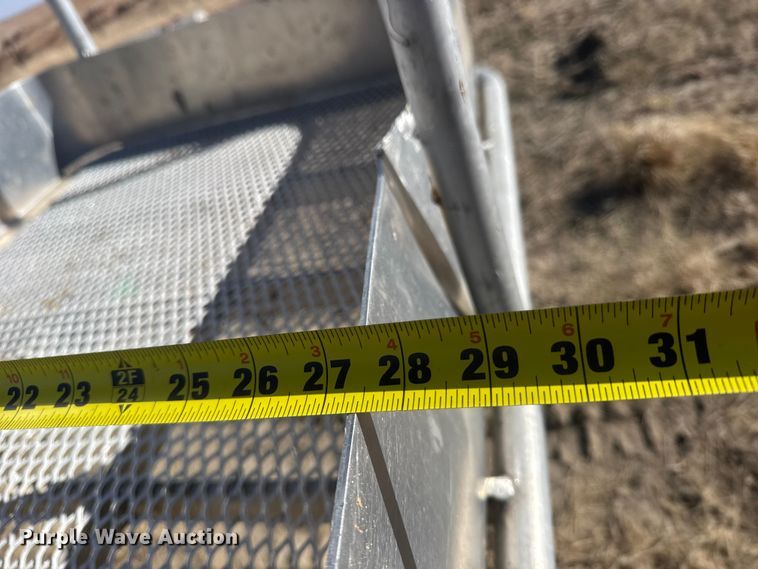 image for item FB0609 JLG T500J boom lift