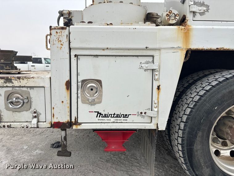 image for item FG1549 2007 Ford F750 utility / service truck