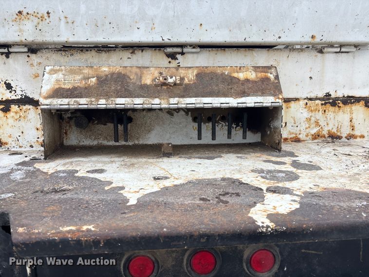 image for item FG1549 2007 Ford F750 utility / service truck