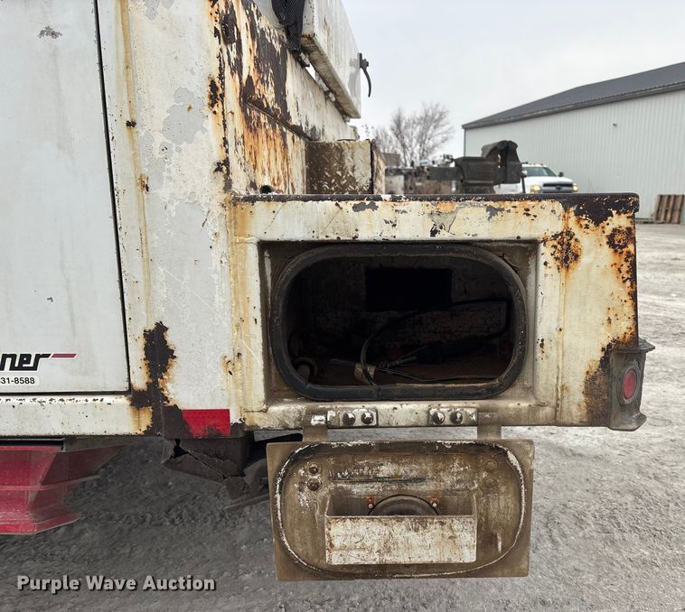 image for item FG1549 2007 Ford F750 utility / service truck