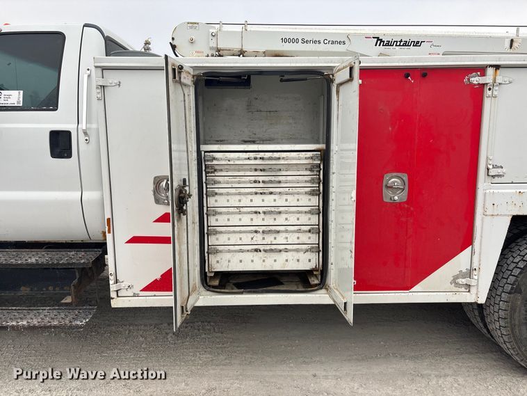 image for item FG1549 2007 Ford F750 utility / service truck