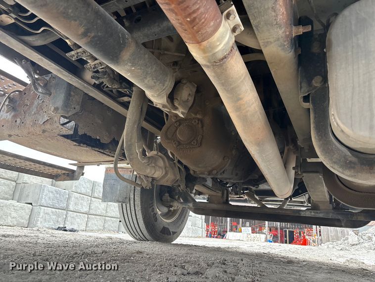 image for item FG1549 2007 Ford F750 utility / service truck