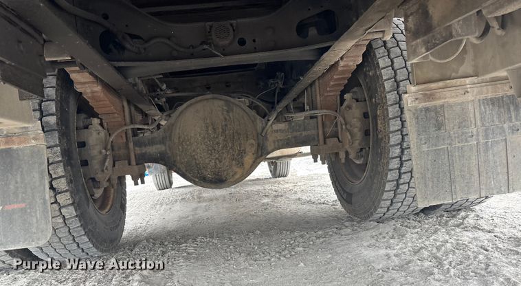 image for item FG1549 2007 Ford F750 utility / service truck