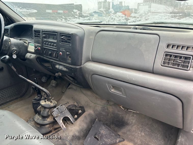 image for item FG1549 2007 Ford F750 utility / service truck