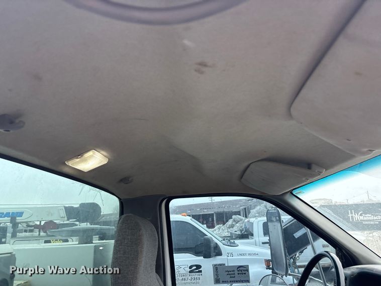 image for item FG1549 2007 Ford F750 utility / service truck