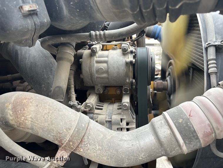 image for item FG1549 2007 Ford F750 utility / service truck