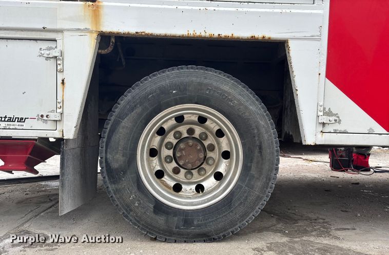 image for item FG1549 2007 Ford F750 utility / service truck