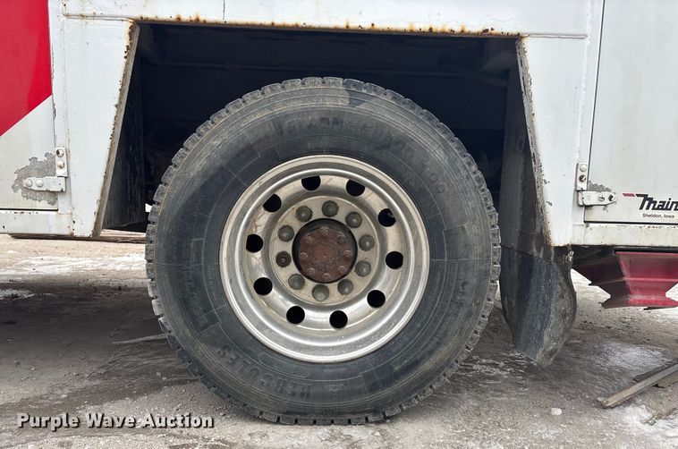 image for item FG1549 2007 Ford F750 utility / service truck