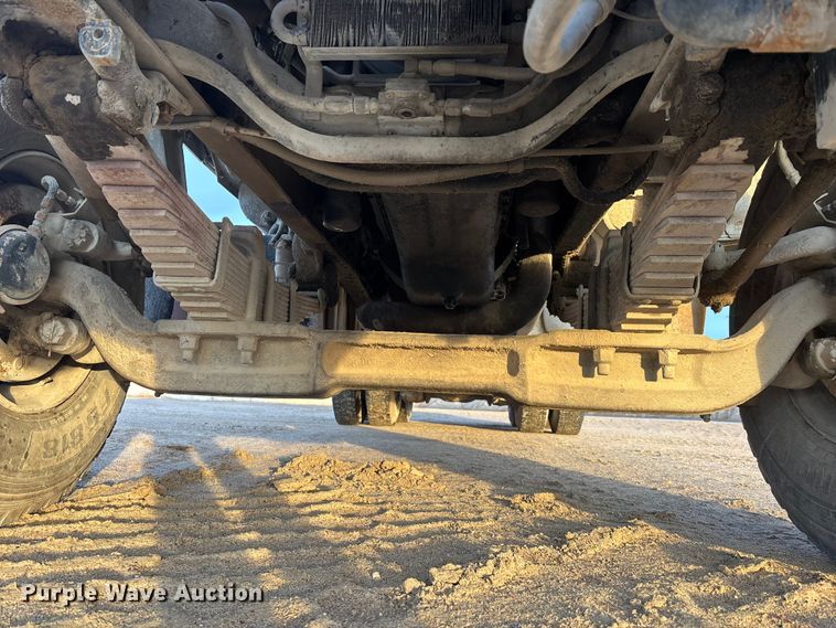 image for item FG1723 1988 Ford LT8000 ready mix truck