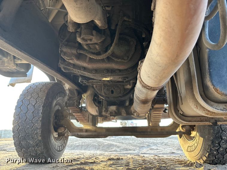 image for item FG1723 1988 Ford LT8000 ready mix truck