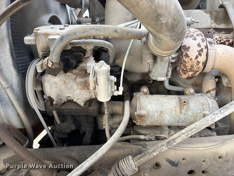 image for item FG1723 1988 Ford LT8000 ready mix truck