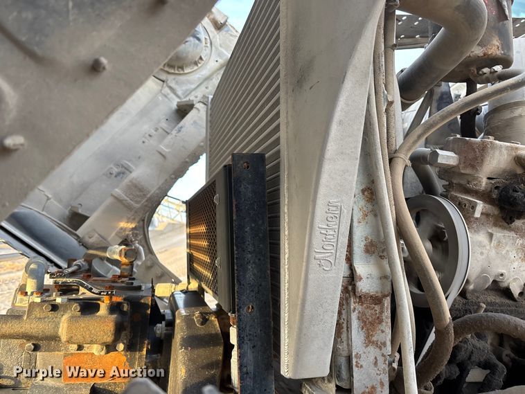 image for item FG1723 1988 Ford LT8000 ready mix truck