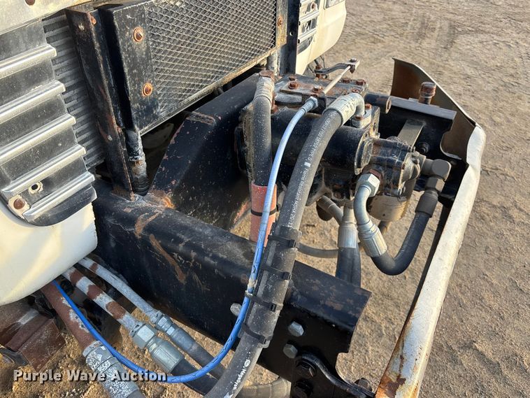 image for item FG1724 1988 Ford LT8000 ready mix truck