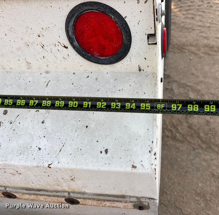 image for item FG1724 1988 Ford LT8000 ready mix truck