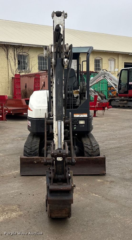 image for item FG1725 2015 Bobcat E33 mini excavator