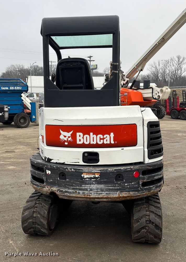 image for item FG1725 2015 Bobcat E33 mini excavator