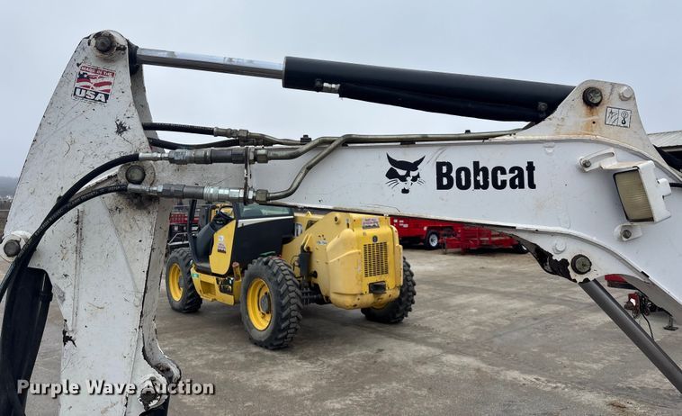 image for item FG1725 2015 Bobcat E33 mini excavator