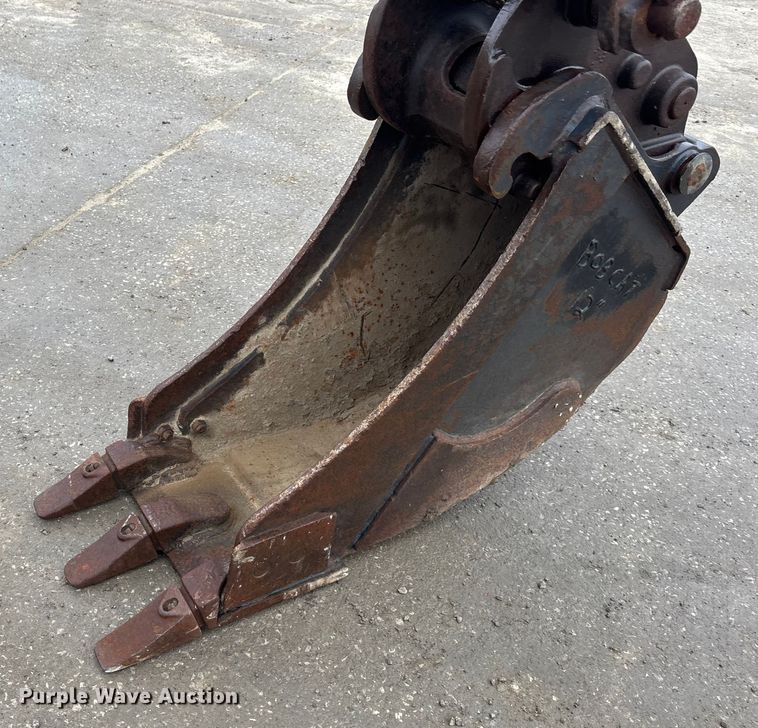 image for item FG1725 2015 Bobcat E33 mini excavator