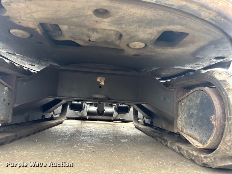 image for item FG1725 2015 Bobcat E33 mini excavator