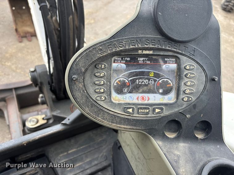 image for item FG1725 2015 Bobcat E33 mini excavator