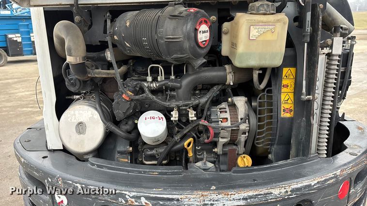 image for item FG1725 2015 Bobcat E33 mini excavator