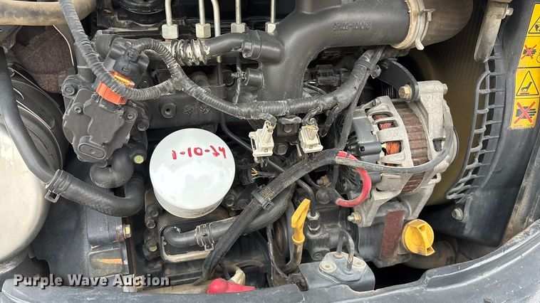 image for item FG1725 2015 Bobcat E33 mini excavator