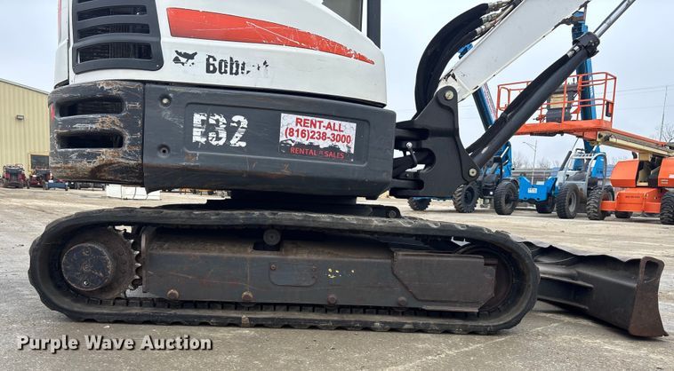 image for item FG1725 2015 Bobcat E33 mini excavator