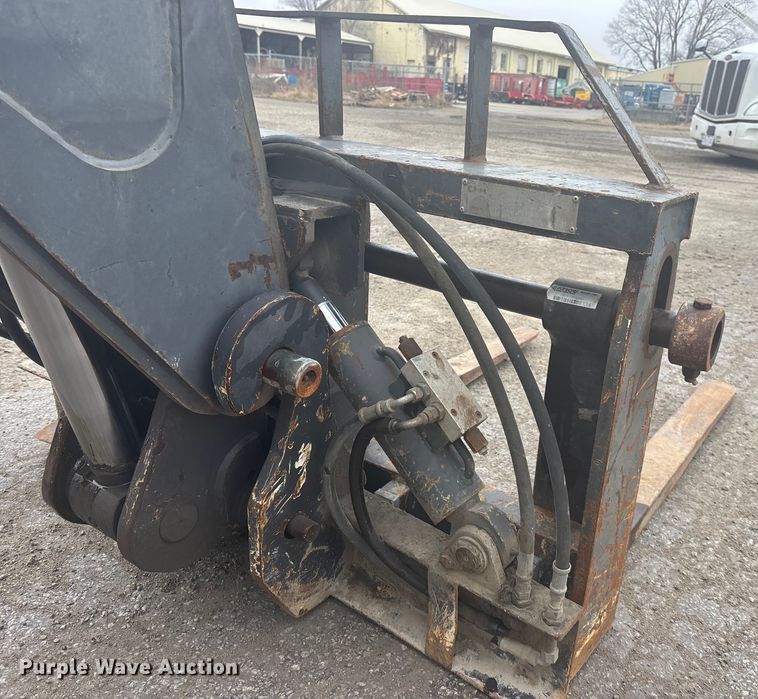 image for item FG1726 2007 New Holland M427 telehandler