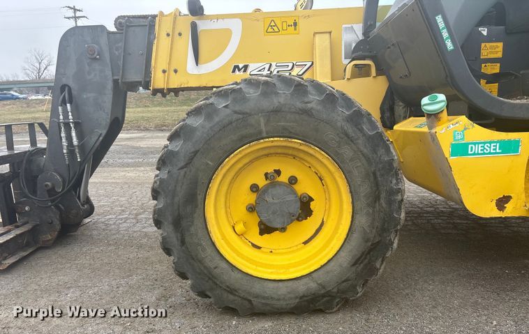 image for item FG1726 2007 New Holland M427 telehandler