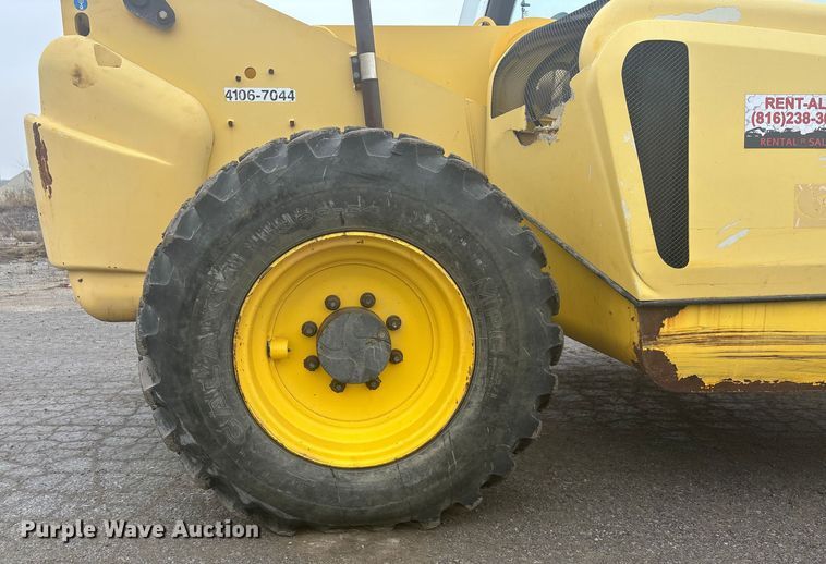 image for item FG1726 2007 New Holland M427 telehandler