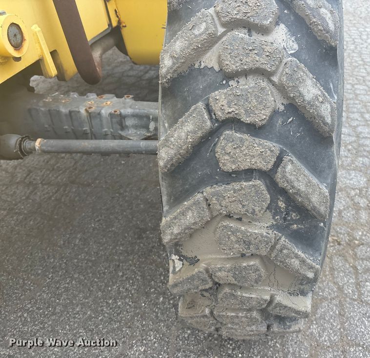 image for item FG1726 2007 New Holland M427 telehandler