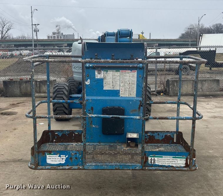 image for item FG1727 2005 Genie Z-45/25J boom lift