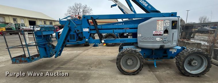 image for item FG1727 2005 Genie Z-45/25J boom lift
