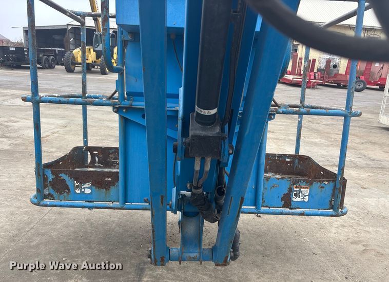 image for item FG1727 2005 Genie Z-45/25J boom lift