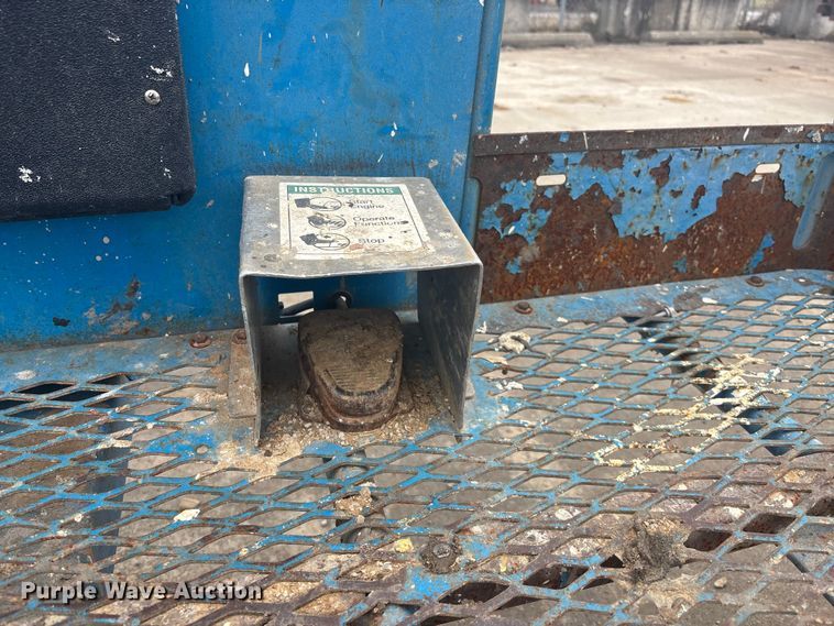 image for item FG1727 2005 Genie Z-45/25J boom lift